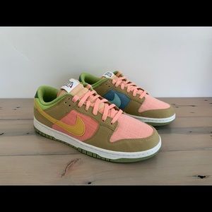 Dunk low Sun club size 10